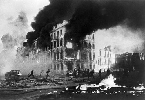 Bombardement over Stalingrad