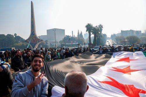 Syrere fejrer Assads flugt
