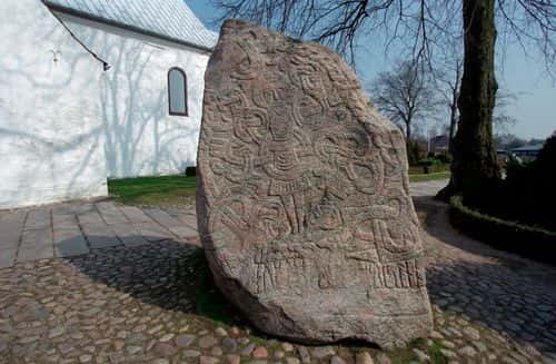 Jellingstenen.