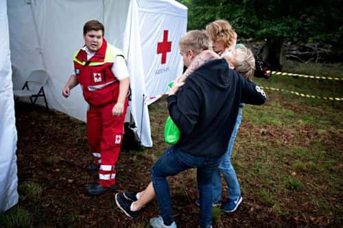 ung mand bæres
