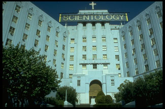 Scientologys hovedkvarter i Los Angeles, USA. 1998. Foto: Polfoto