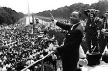 Borgerrettighedsforkæmperen Martin Luther King foran den store menneskemængde under ”The March on Washington” den 28. august 1963.