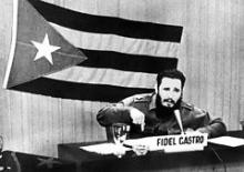 Fidel Castro holder en tale under Den kolde krig den 22. oktober 1962.