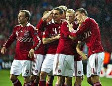 Dansk jubel efter Nicklas Bendtners scoring til 2-0 i kampen mod Norge den 6. september 2011.