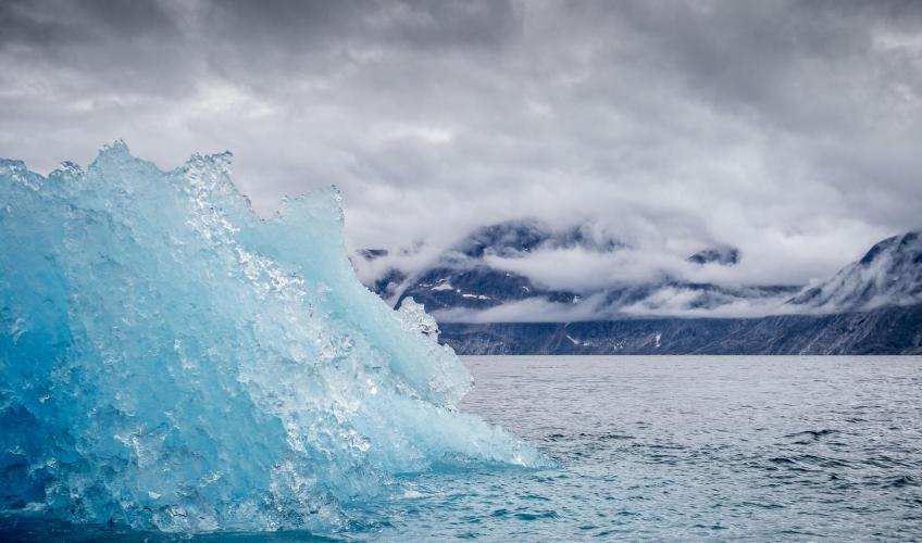 Isen smelter på Arktis